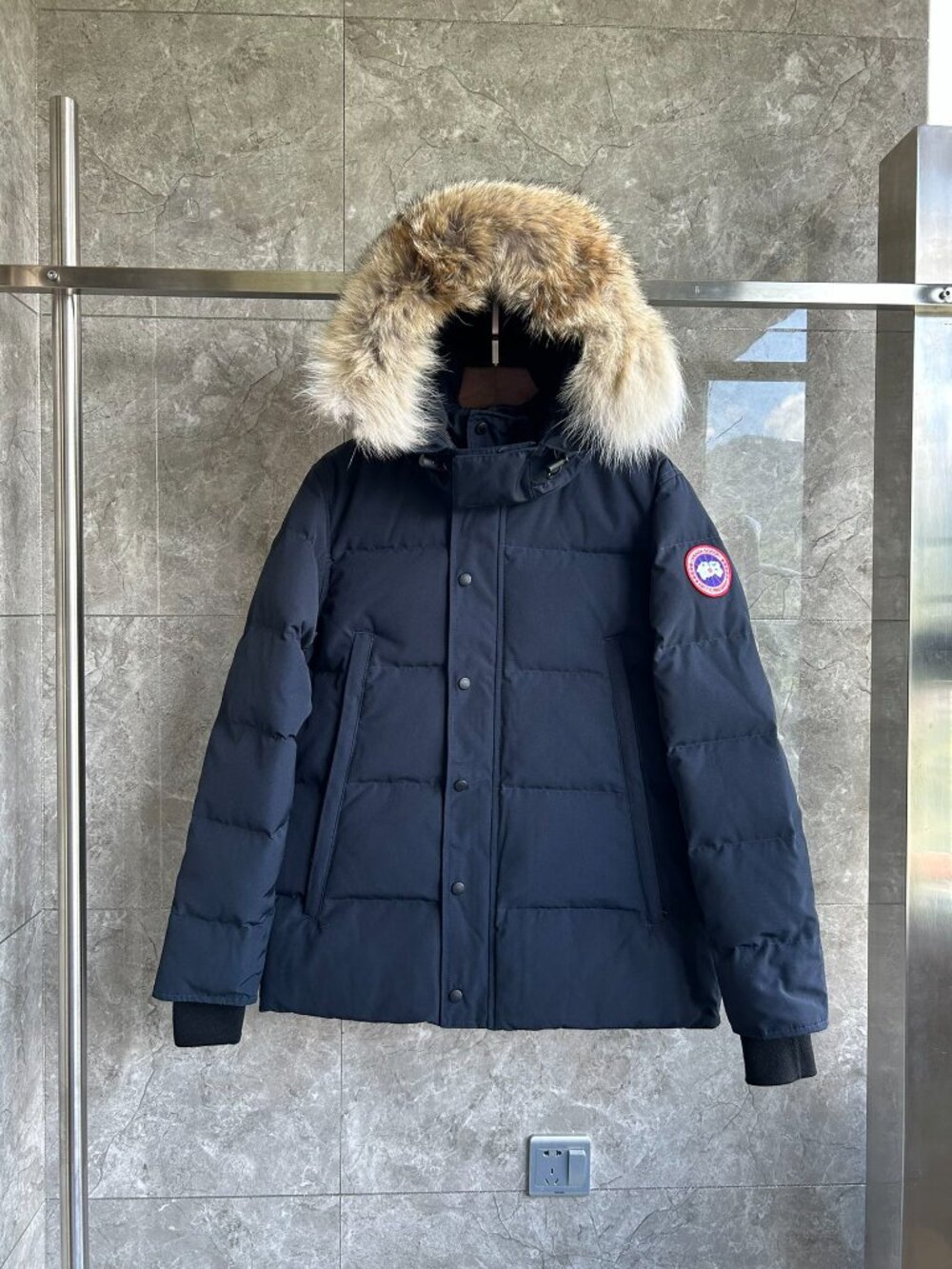 Blue Fur‑Trim Hooded Short Down Parka Jacket